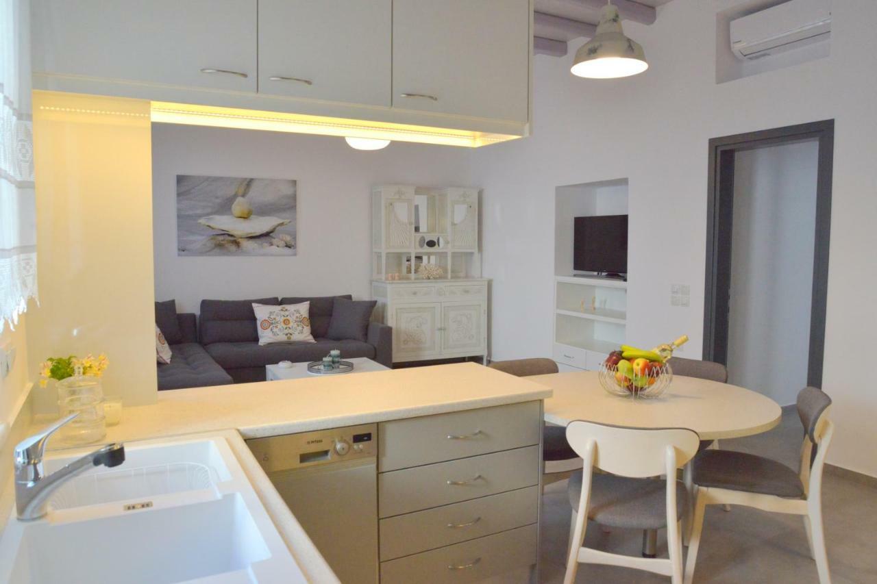 Christina'S Luxury Village House Plaka  المظهر الخارجي الصورة